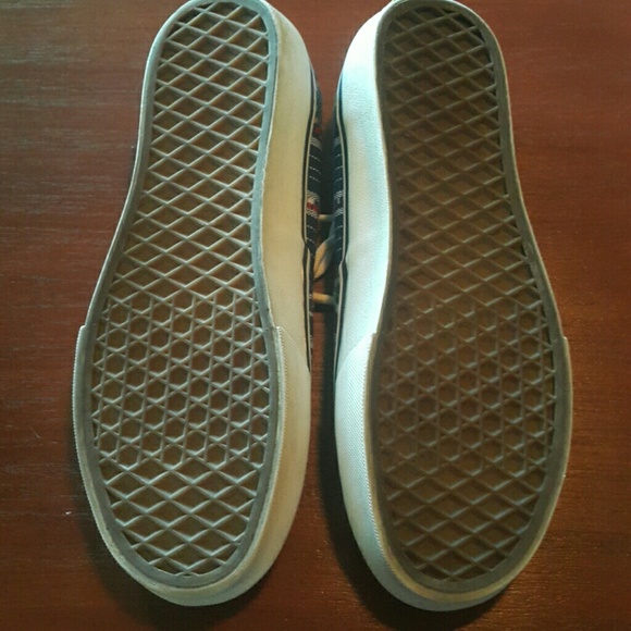 Vans - Picture 5 of 5